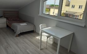 Hostelik Przy Przystanku